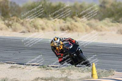 media/Nov-16-2025-Race Pace (Sun) [[8c5fa54630]]/Non Verified Riders (1st 20 Minutes)/2-Turn 10 (1010am)/